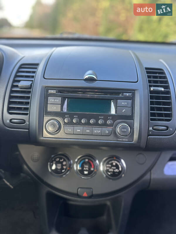 Хэтчбек Nissan Note 2012 в Ровно