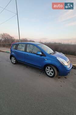 Хэтчбек Nissan Note 2007 в Киеве