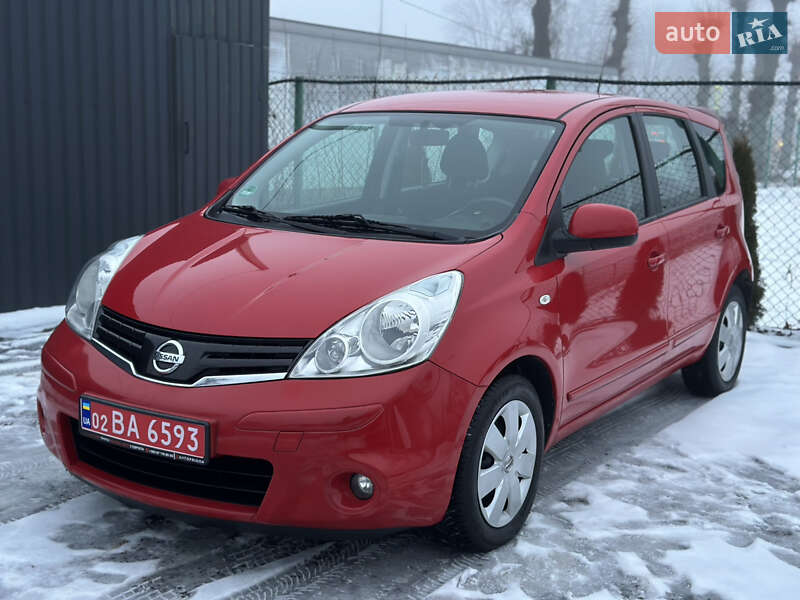 Хэтчбек Nissan Note 2010 в Виннице