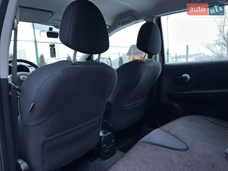 Хэтчбек Nissan Note 2010 в Виннице