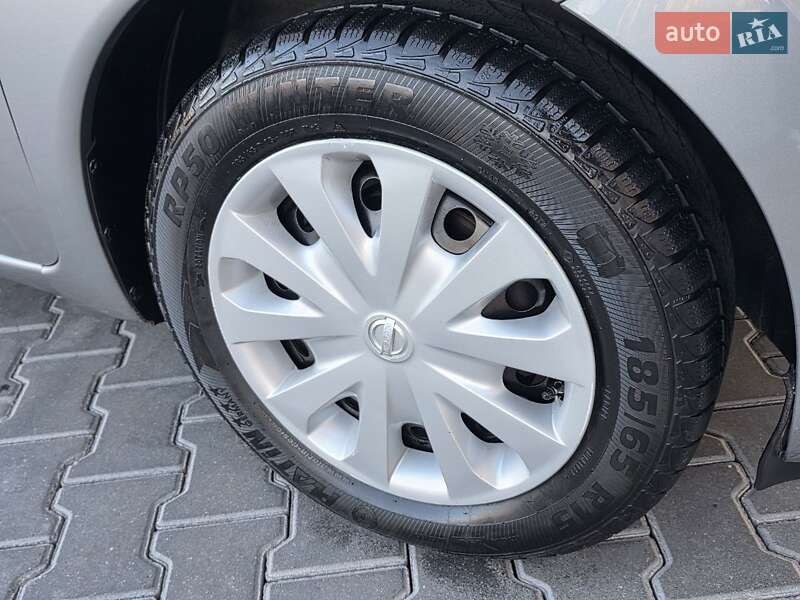 Хэтчбек Nissan Note 2014 в Хмельницком