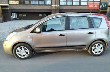 Хетчбек Nissan Note 2008 в Чернігові