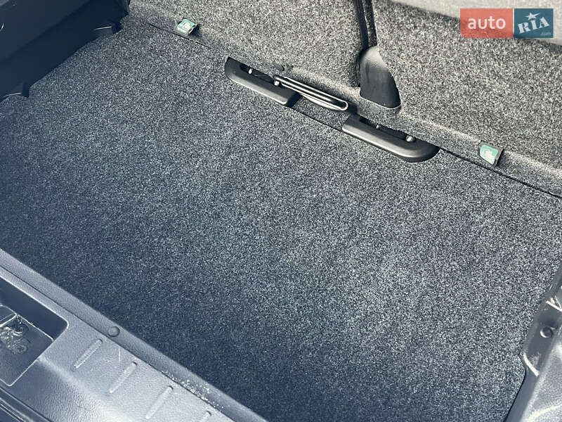 Хэтчбек Nissan Note 2009 в Виннице фото 84 Хэтчбек Nissan Note 2009 в Виннице