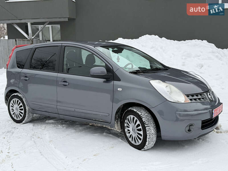 Хэтчбек Nissan Note 2008 в Луцке