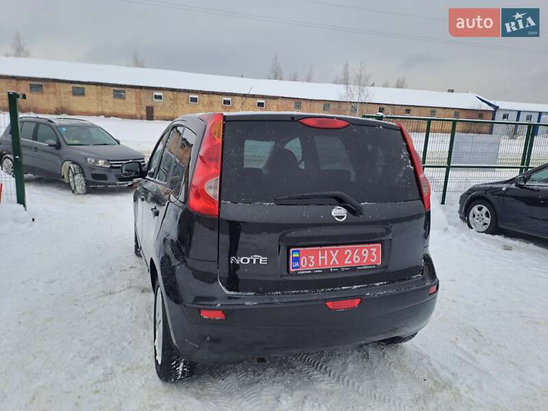 Хэтчбек Nissan Note 2006 в Славуте