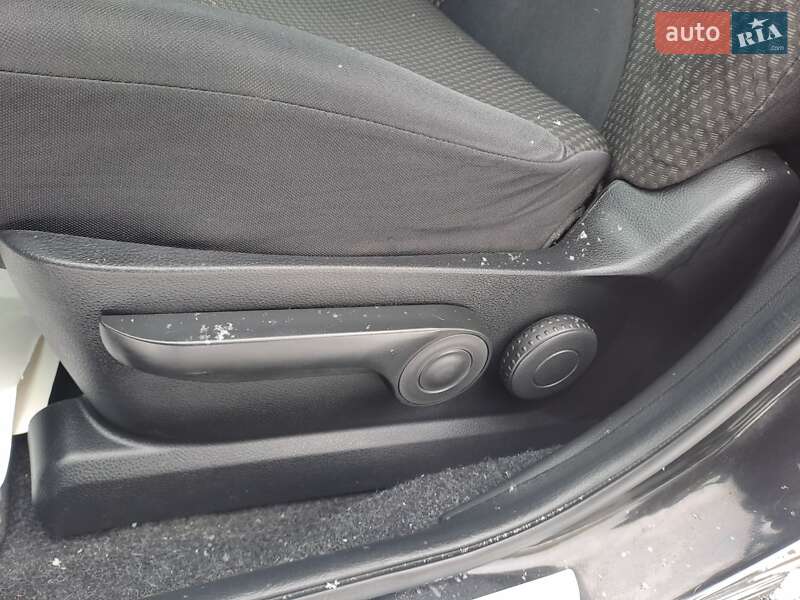 Хэтчбек Nissan Note 2006 в Славуте