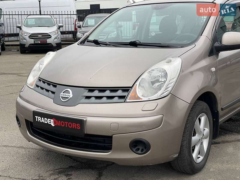 Хэтчбек Nissan Note 2007 в Киеве