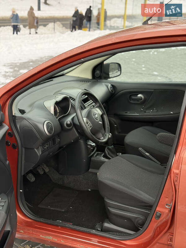 Хэтчбек Nissan Note 2007 в Днепре фото 9 Хэтчбек Nissan Note 2007 в Днепре