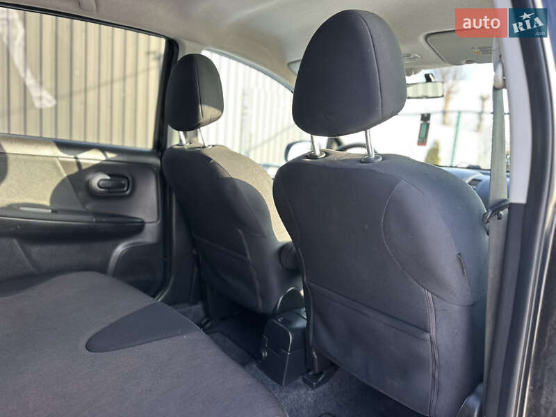 Хэтчбек Nissan Note 2009 в Виннице