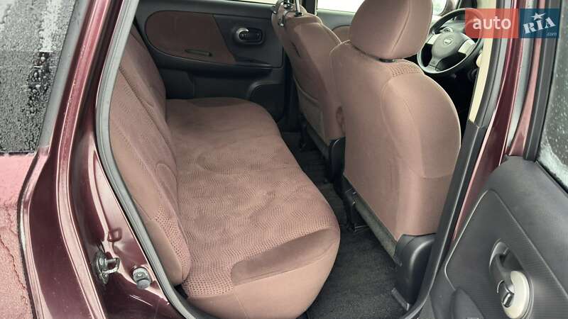 Хетчбек Nissan Note 2012 в Краснограді