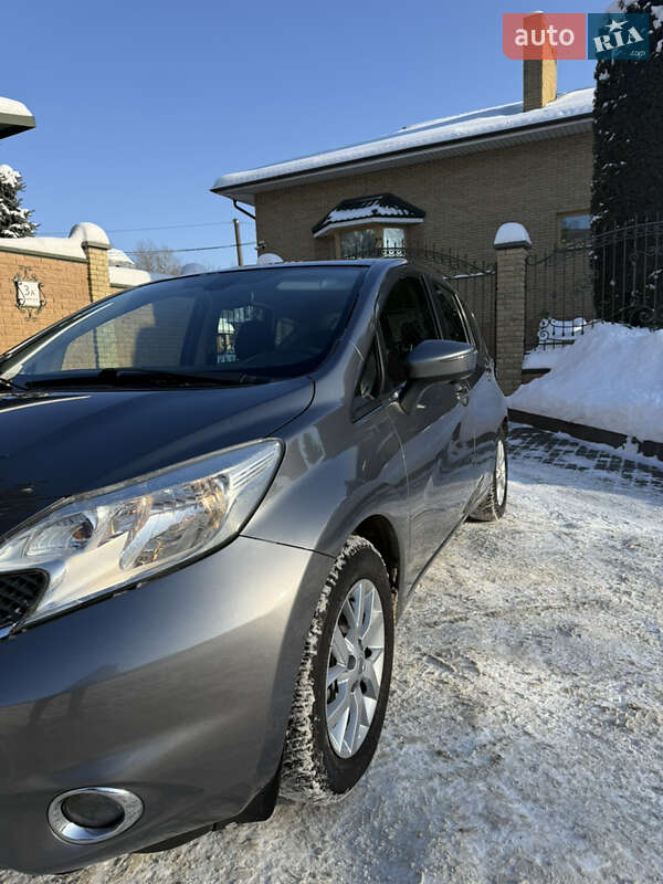 Хэтчбек Nissan Note 2013 в Луцке