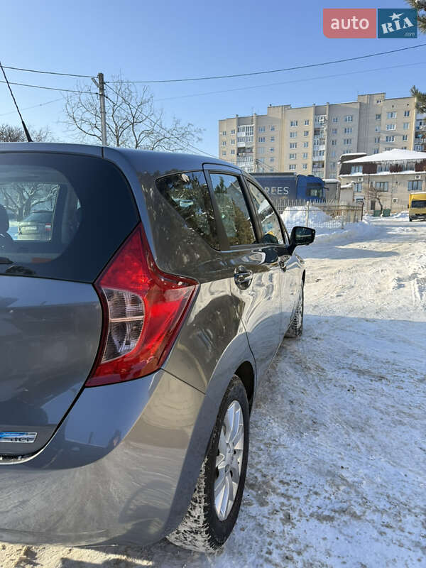 Хэтчбек Nissan Note 2013 в Луцке