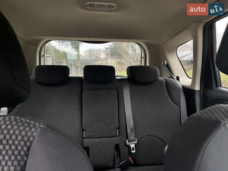 Хэтчбек Nissan Note 2007 в Збараже