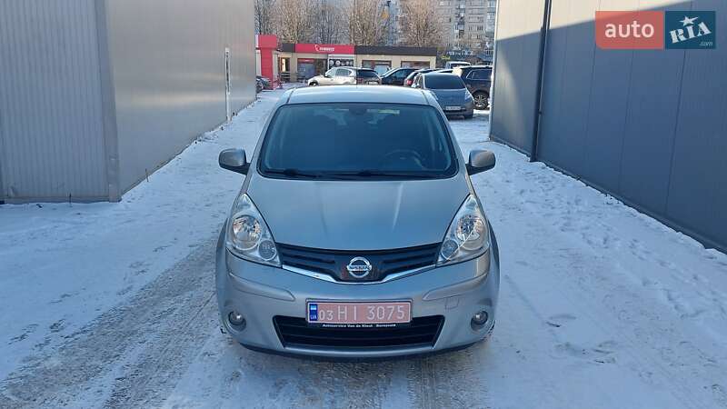 Хетчбек Nissan Note 2010 в Луцьку