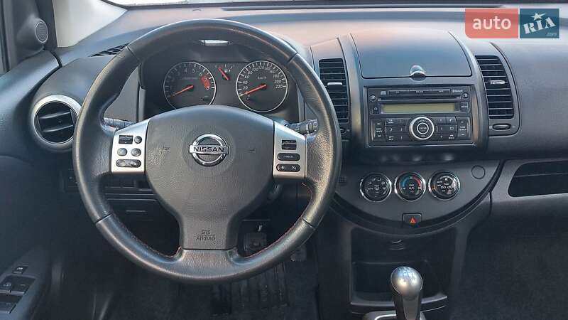 Хетчбек Nissan Note 2010 в Луцьку