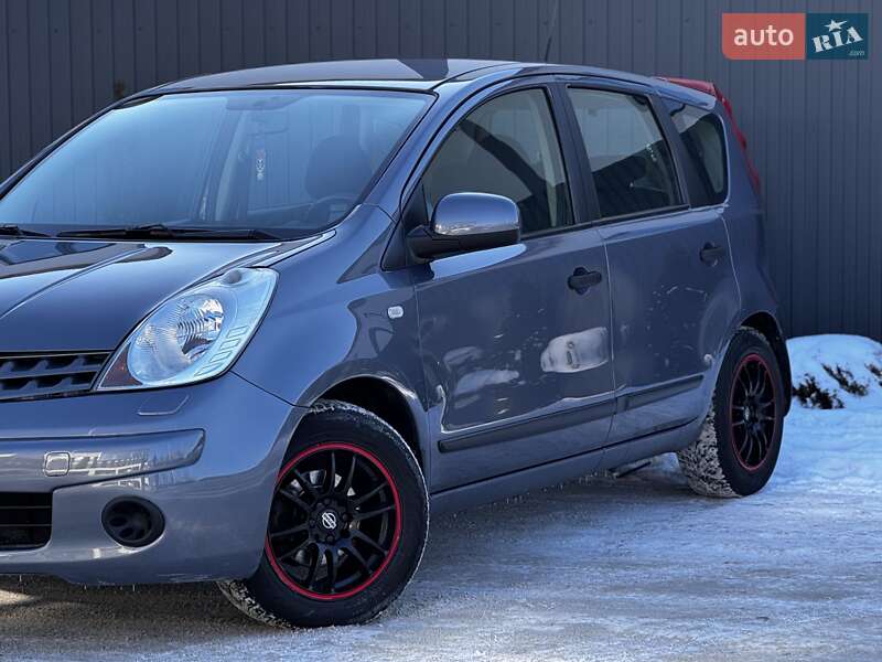 Хэтчбек Nissan Note 2008 в Виннице