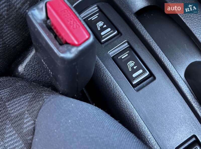 Хэтчбек Nissan Note 2008 в Виннице