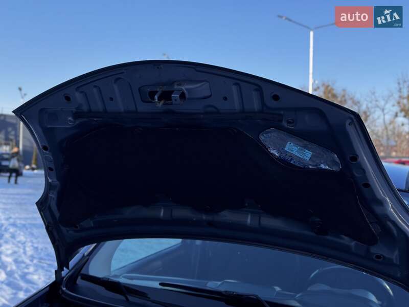 Хэтчбек Nissan Note 2008 в Виннице