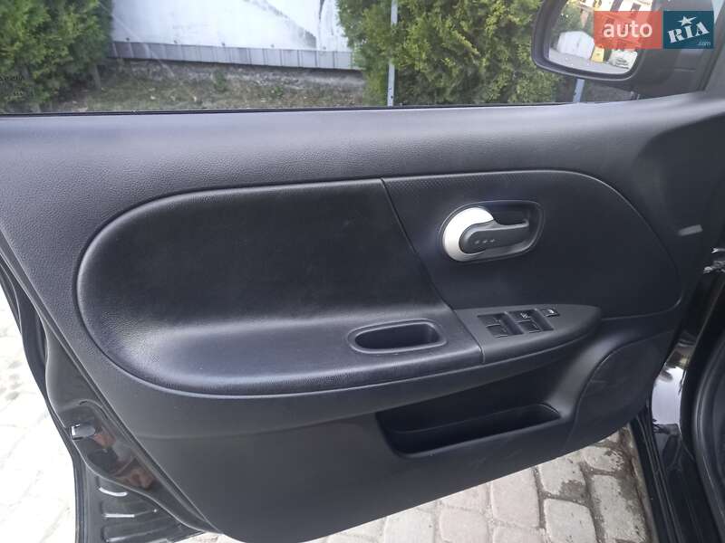 Хетчбек Nissan Note 2008 в Івано-Франківську фото 6 Хетчбек Nissan Note 2008 в Івано-Франківську