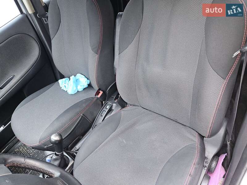 Хетчбек Nissan Note 2008 в Запоріжжі