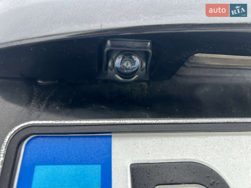 Хетчбек Nissan Note 2014 в Львові фото 8 Хетчбек Nissan Note 2014 в Львові