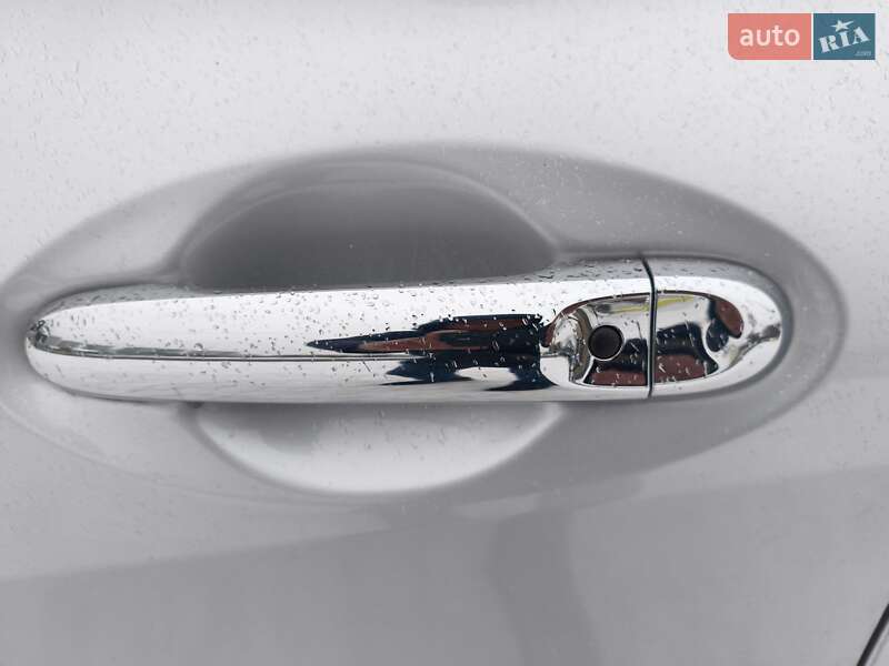 Хэтчбек Nissan Note 2020 в Киеве