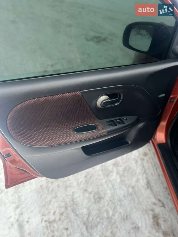 Хэтчбек Nissan Note 2008 в Тульчине фото 5 Хэтчбек Nissan Note 2008 в Тульчине