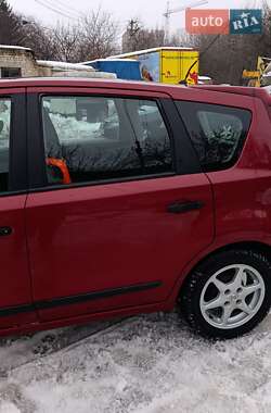 Хэтчбек Nissan Note 2012 в Ровно
