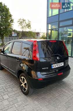 Хэтчбек Nissan Note 2006 в Киеве
