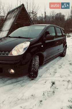 Хэтчбек Nissan Note 2007 в Баре