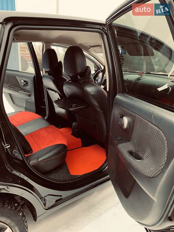 Хетчбек Nissan Note 2007 в Бару