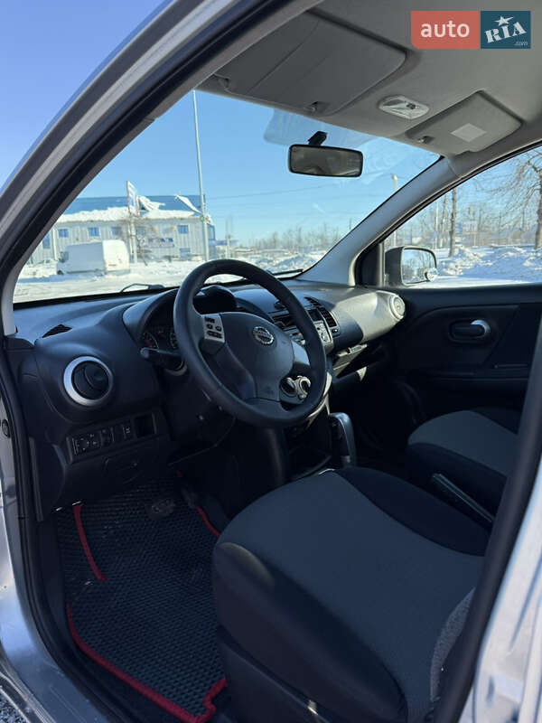 Хэтчбек Nissan Note 2009 в Житомире