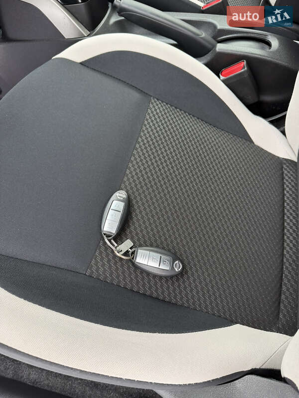 Хетчбек Nissan Note 2017 в Києві