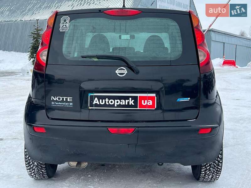 Хэтчбек Nissan Note 2011 в Львове