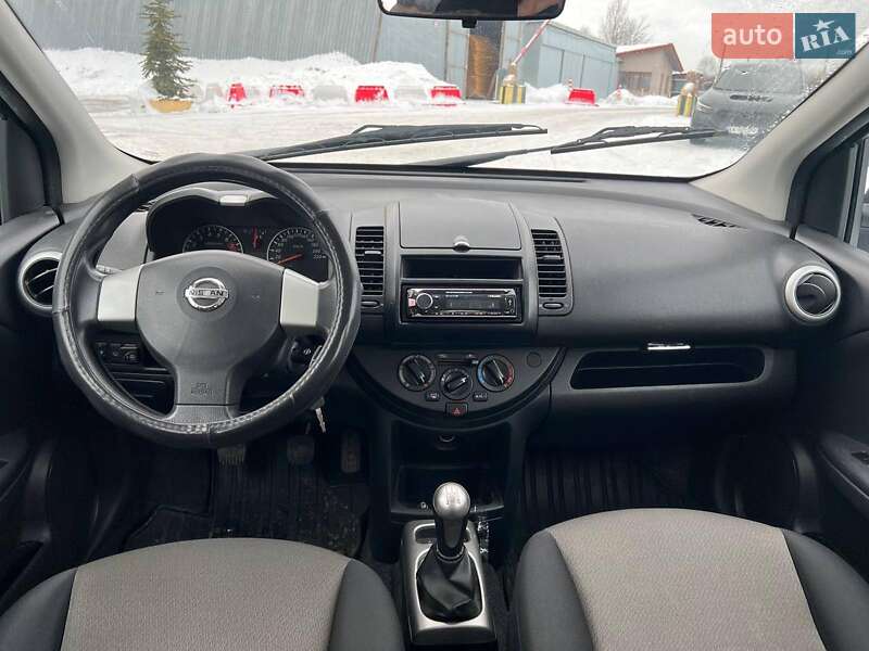 Хэтчбек Nissan Note 2011 в Львове