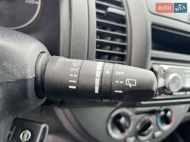 Хэтчбек Nissan Note 2011 в Львове