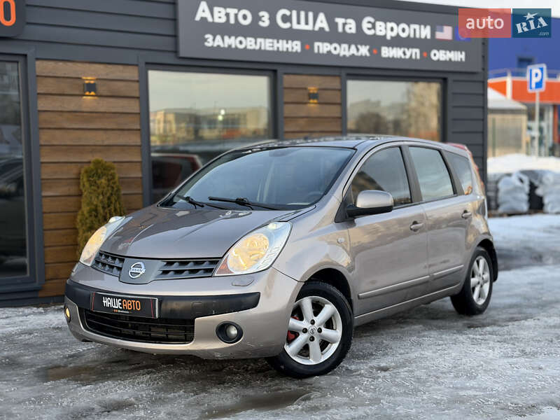 Хетчбек Nissan Note 2006 в Шептицькому