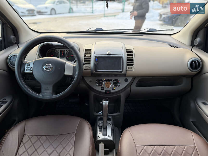 Хетчбек Nissan Note 2006 в Шептицькому