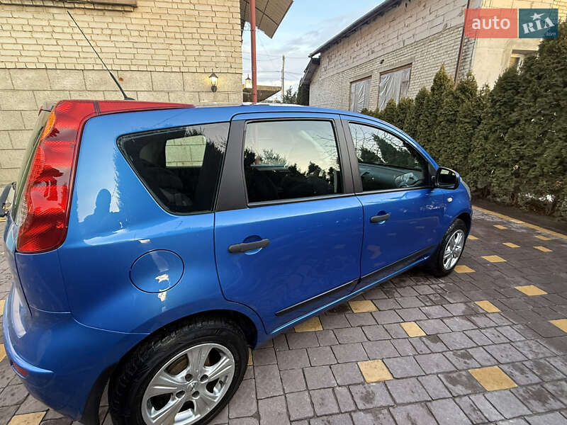 Хэтчбек Nissan Note 2008 в Львове фото 9 Хэтчбек Nissan Note 2008 в Львове