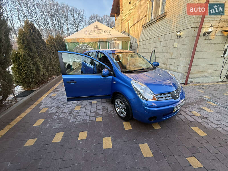 Хэтчбек Nissan Note 2008 в Львове фото 58 Хэтчбек Nissan Note 2008 в Львове