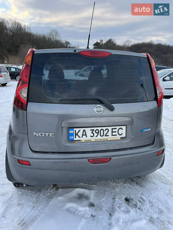 Хетчбек Nissan Note 2011 в Львові фото 2 Хетчбек Nissan Note 2011 в Львові