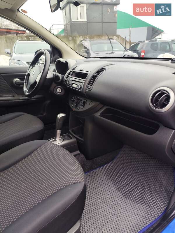 Хэтчбек Nissan Note 2006 в Чернигове