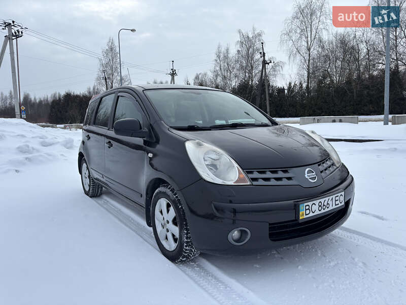 Хетчбек Nissan Note 2009 в Львові фото 3 Хетчбек Nissan Note 2009 в Львові