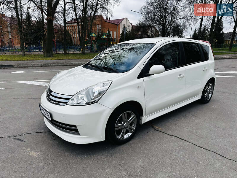 Хэтчбек Nissan Note 2011 в Виннице фото 2 Хэтчбек Nissan Note 2011 в Виннице