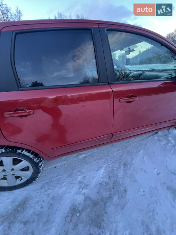 Хэтчбек Nissan Note 2008 в Коломые