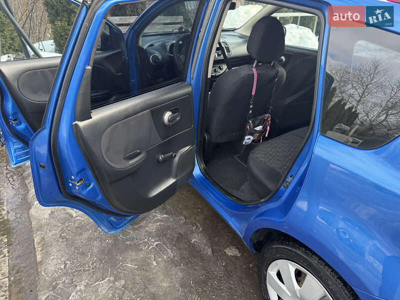 Хэтчбек Nissan Note 2008 в Надворной
