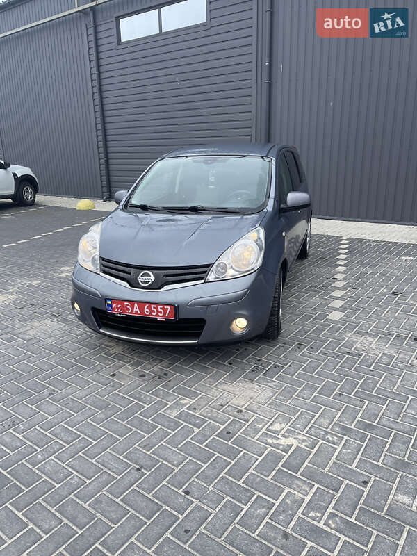 Хэтчбек Nissan Note 2011 в Кропивницком