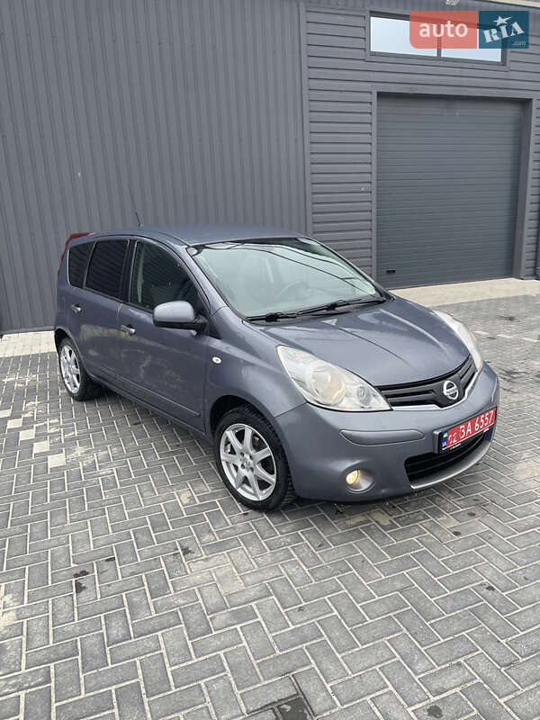 Хэтчбек Nissan Note 2011 в Кропивницком