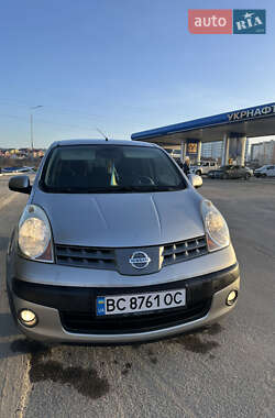 Хетчбек Nissan Note 2006 в Дрогобичі