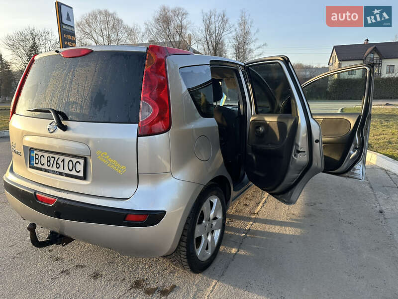 Хетчбек Nissan Note 2006 в Дрогобичі